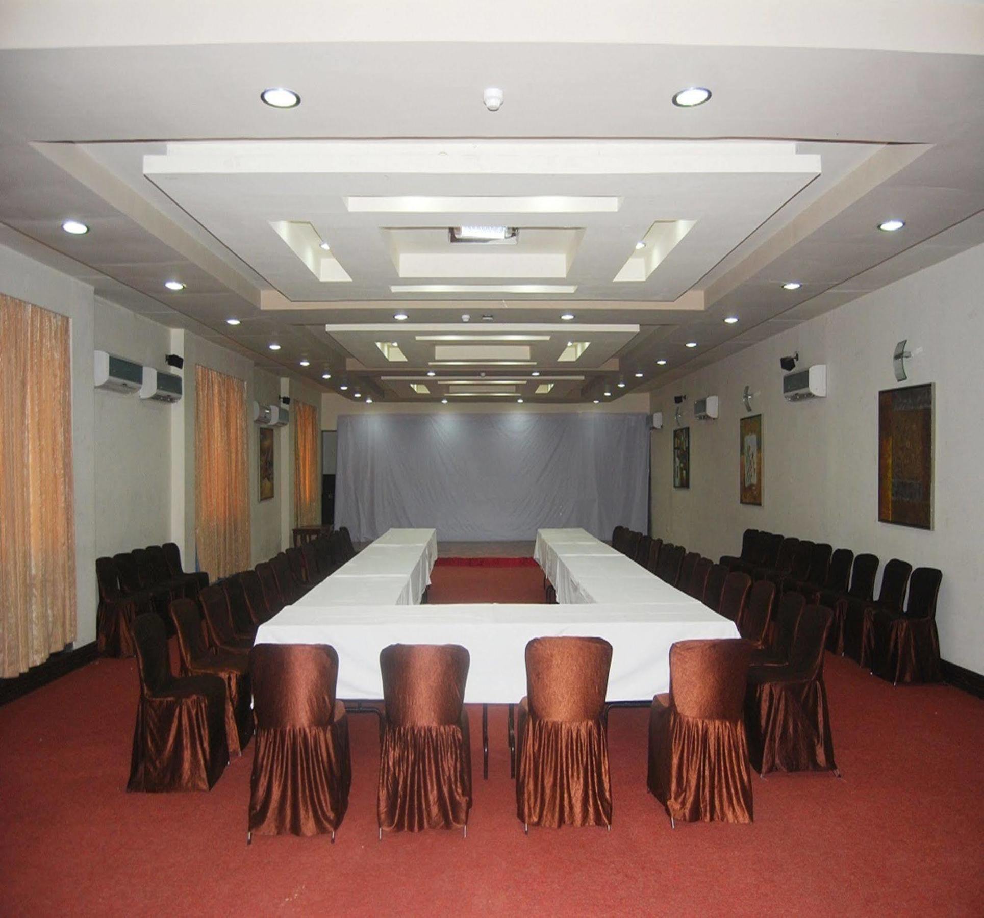 The Royal Plaza Gangtok Hotell Eksteriør bilde